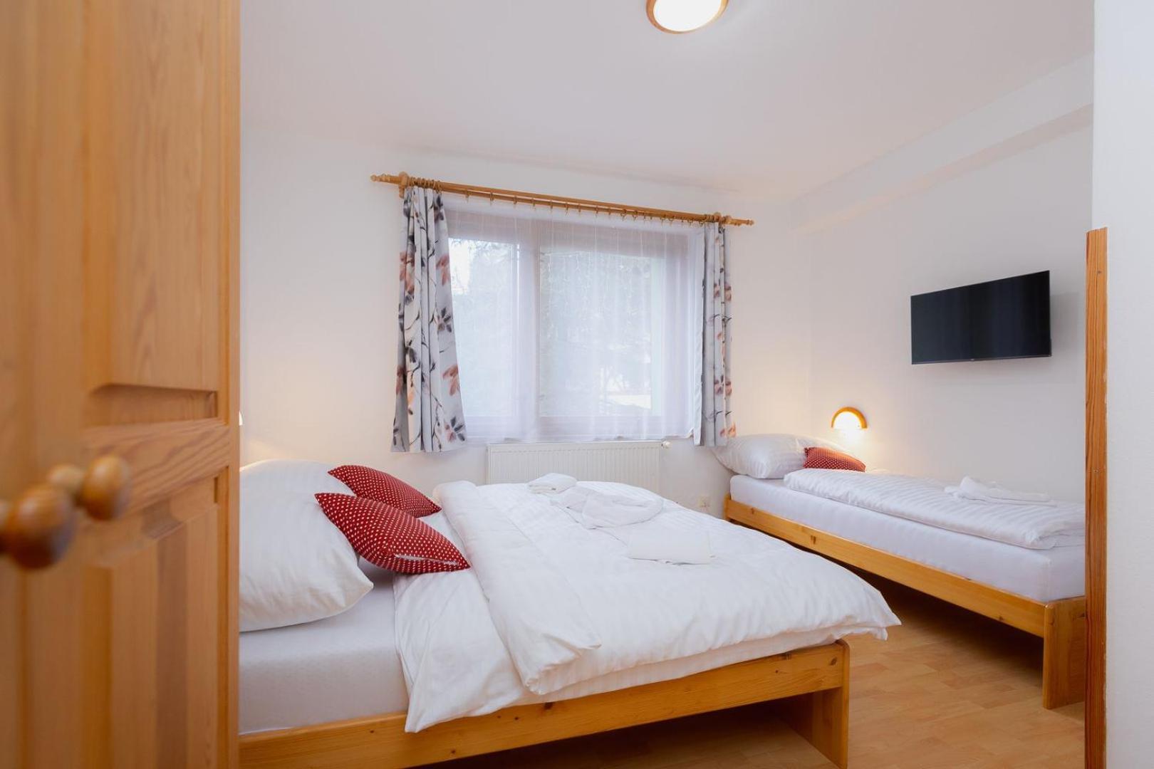 Korbacikovo - Mala Fatra Hotel Zazriva Ngoại thất bức ảnh